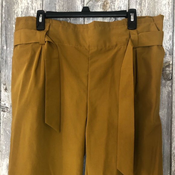 Paperbag jogger pants - Picture 3 of 5